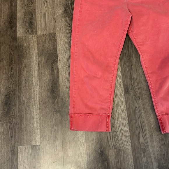 J. Jill Denim EUC Red washed denim cropped jeans Size 16 - Picture 3 of 4